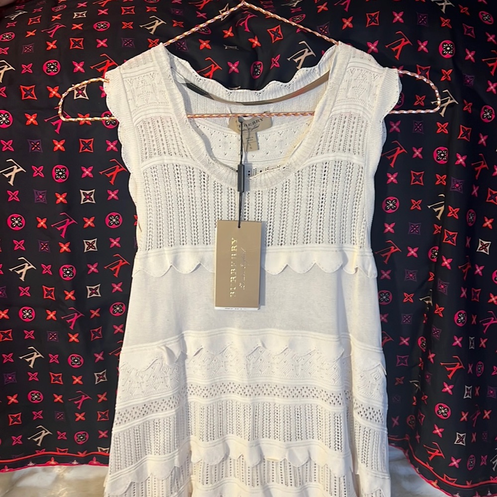 New Burberry dress ideal for the beach. 🍀🍀